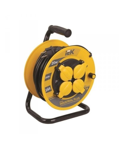 УК30 4 места 30м (WKP15-16-04-30-44). Удлинитель на катушке Industrial plus. IEK в Ижевске